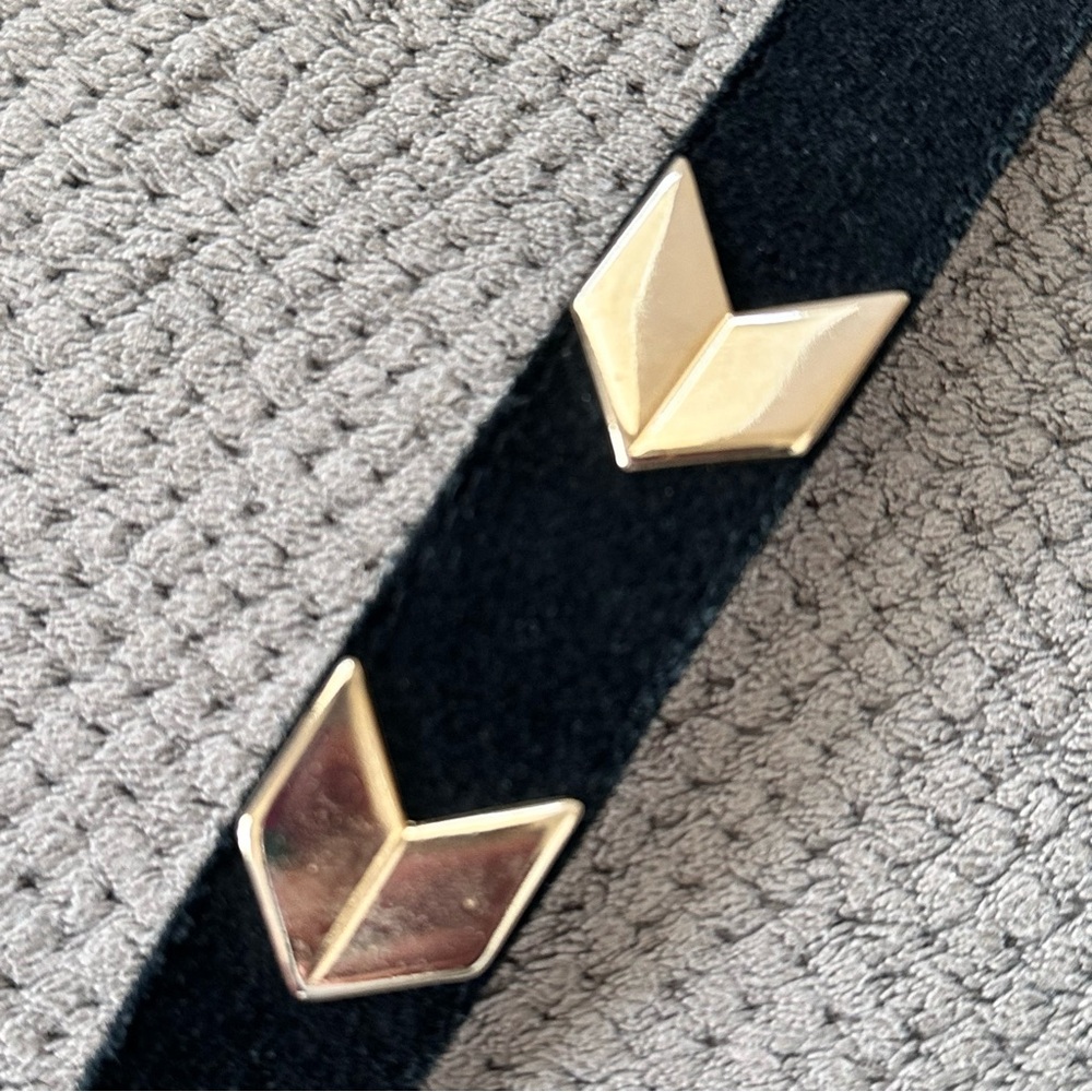 Banana Republic Black Suede Gold Tone Arrow Chevron Belt Small Italian Leather - Picture 10 of 15